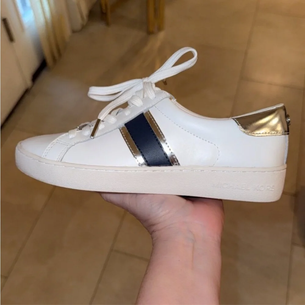 Michael Kors Women's White and Gold Sneakers-size 6 - Picture 3 of 3